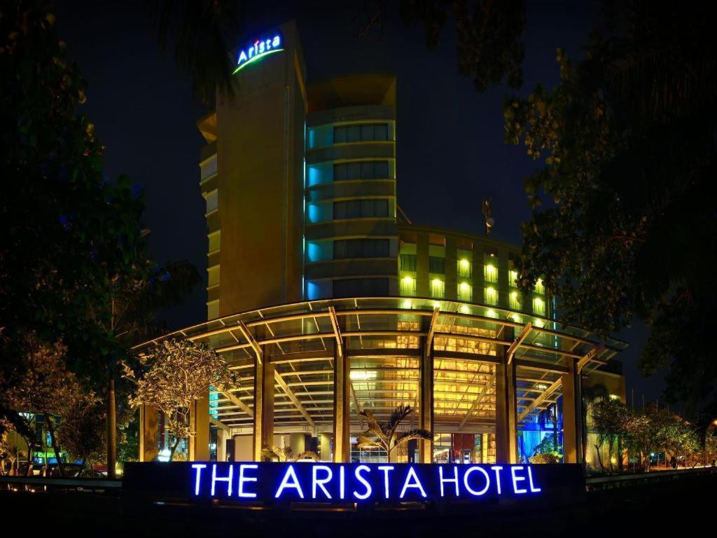 The Arista Hotel Palembang Exteriör bild