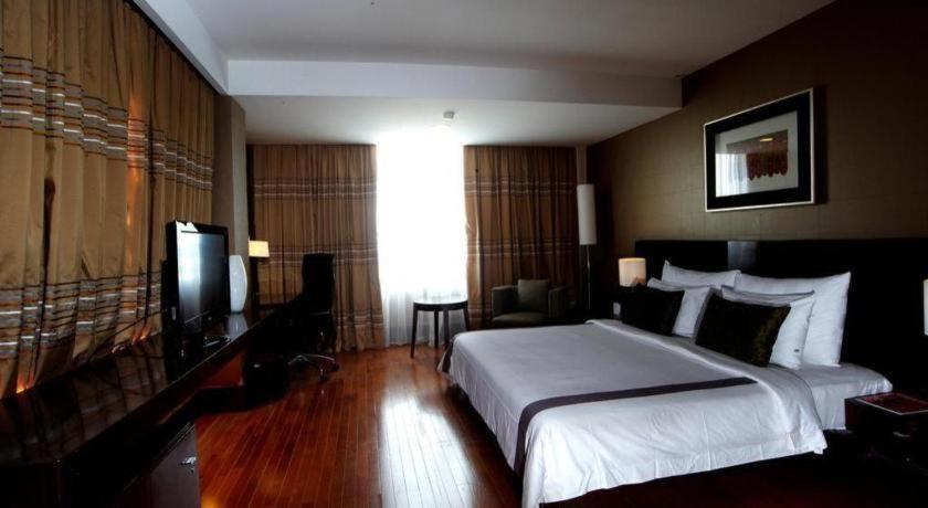 The Arista Hotel Palembang Exteriör bild