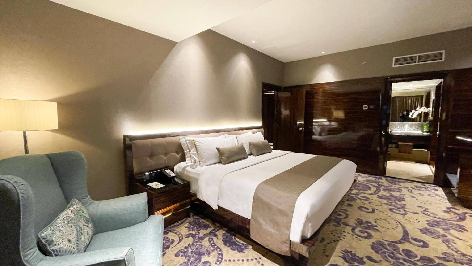 The Arista Hotel Palembang Exteriör bild